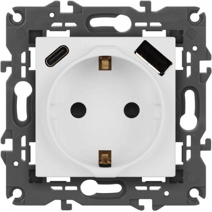 Розетка ЭРА ELEGANCE Б0067710 14-4108-01М 2P+E 16A-250В со шторками с USB type-A+C 5В-3А матовый белый B0067710
